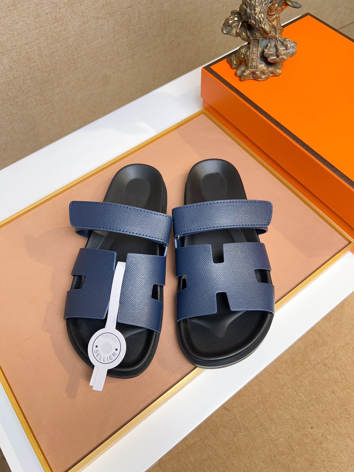 Sandales en Cuir Naturel avec Bride Ajustable - Design H – Image 12