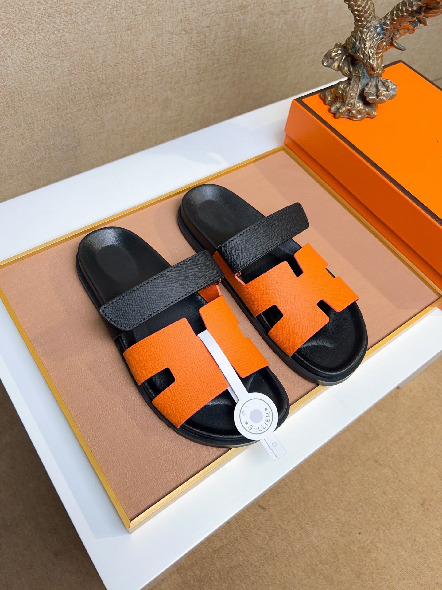 Sandales en Cuir Naturel avec Bride Ajustable - Design H – Image 9