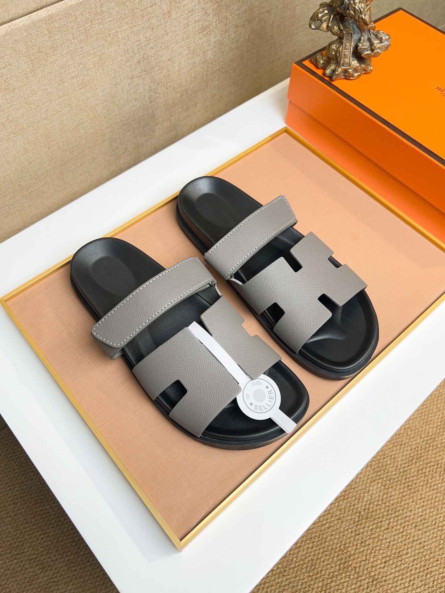Sandales en Cuir Naturel avec Bride Ajustable - Design H – Image 8
