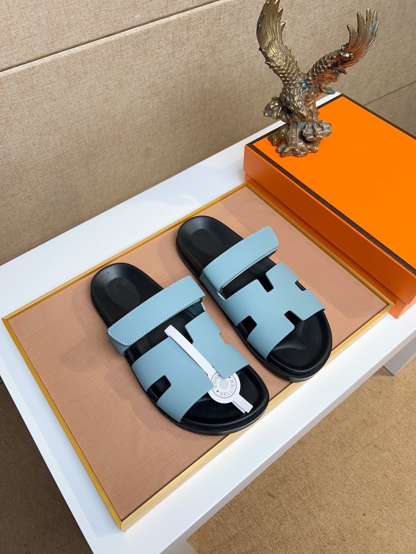 Sandales en Cuir Naturel avec Bride Ajustable - Design H – Image 6